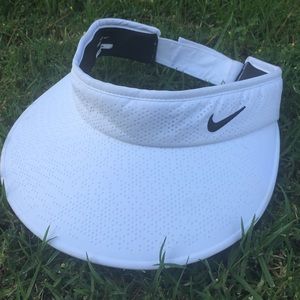 Nike Sun Visor